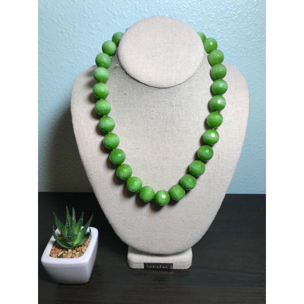 Green Beaded Necklace